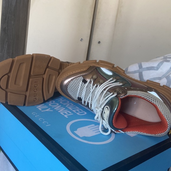 GUCCI Chunky Leather Sneakers - Picture 3 of 4